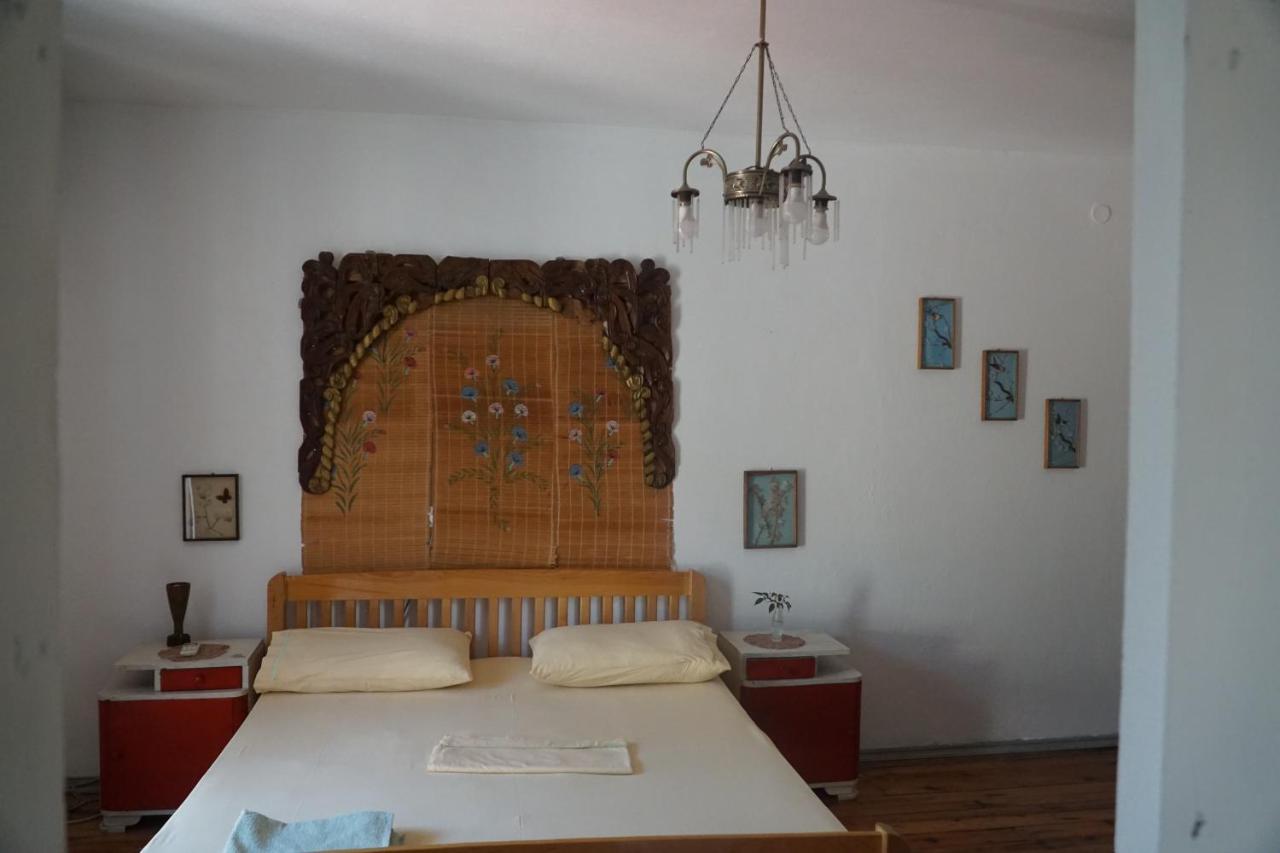 Albaniantrip Rooms And Apartments Тирана Екстериор снимка