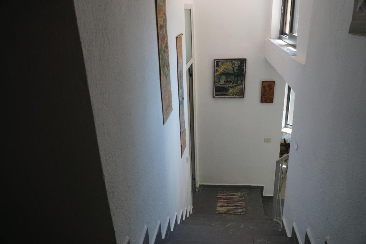 Albaniantrip Rooms And Apartments Тирана Екстериор снимка